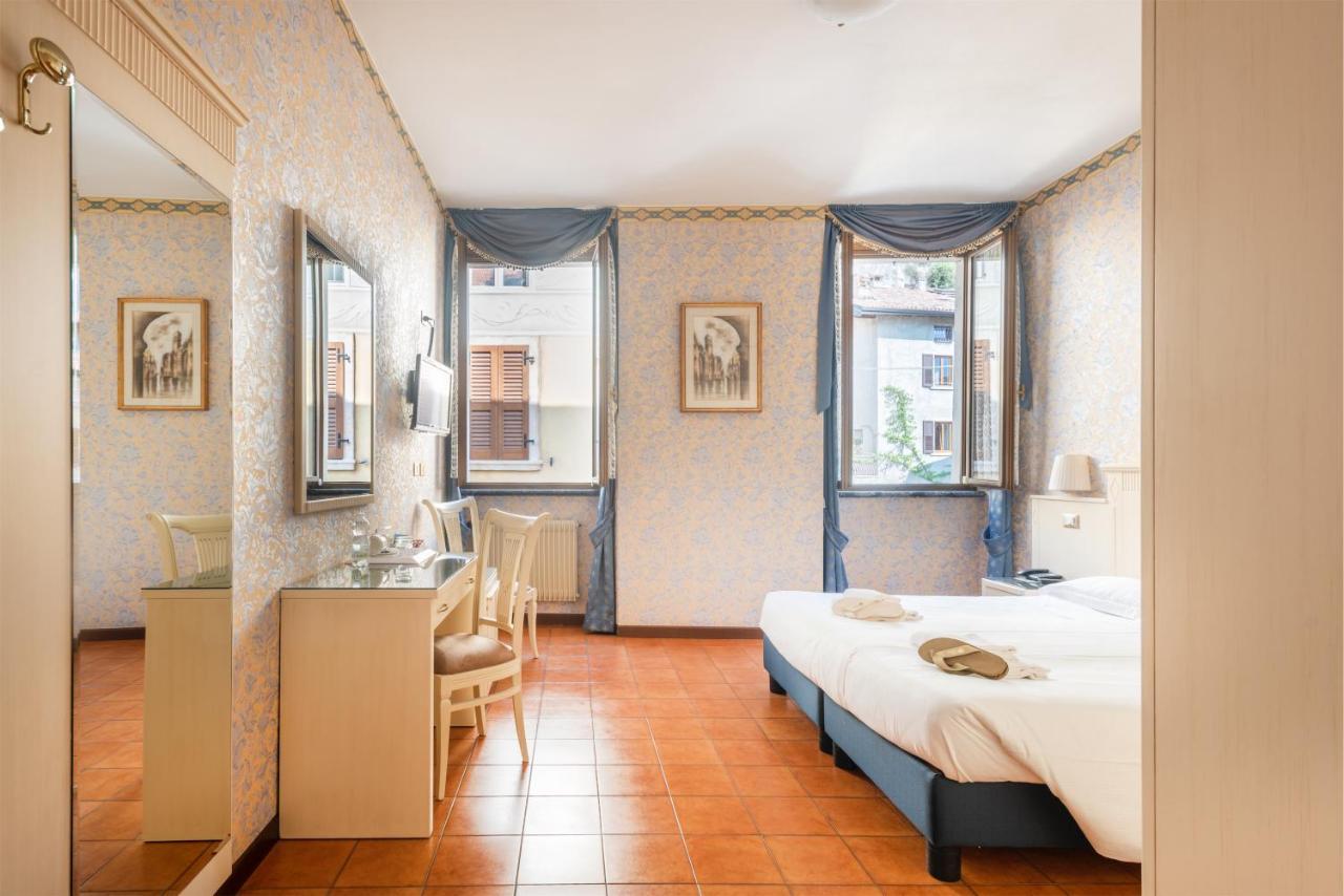Hotel Le Palme Лимоне-суль-Гарда Экстерьер фото